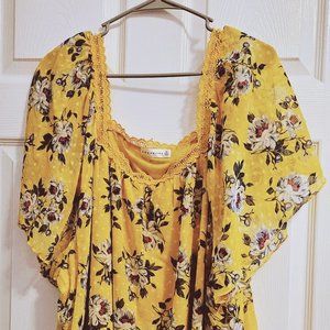 RETROLOGY - PLUS SIZE - FLORAL TOP
